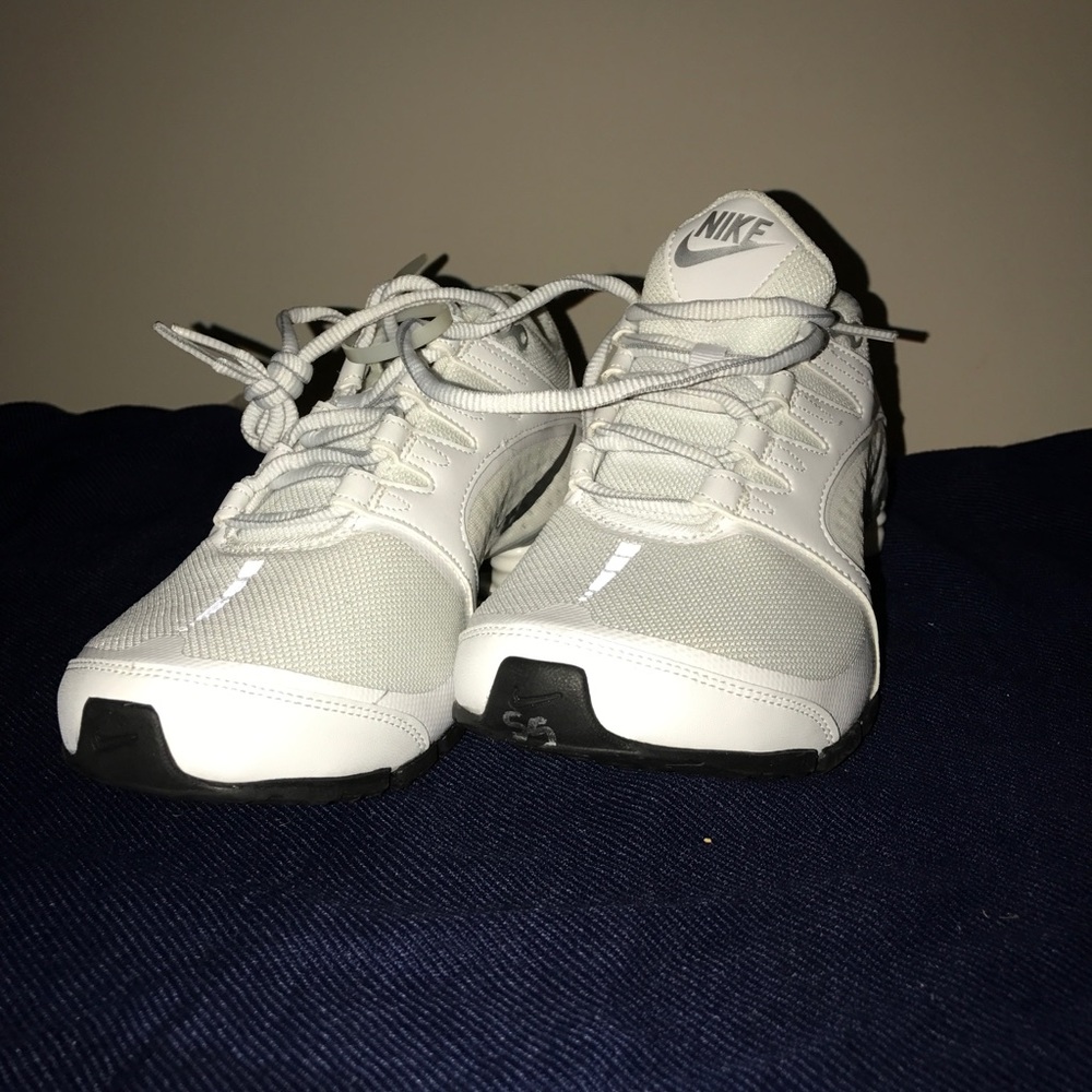 Brand new Nike shoes